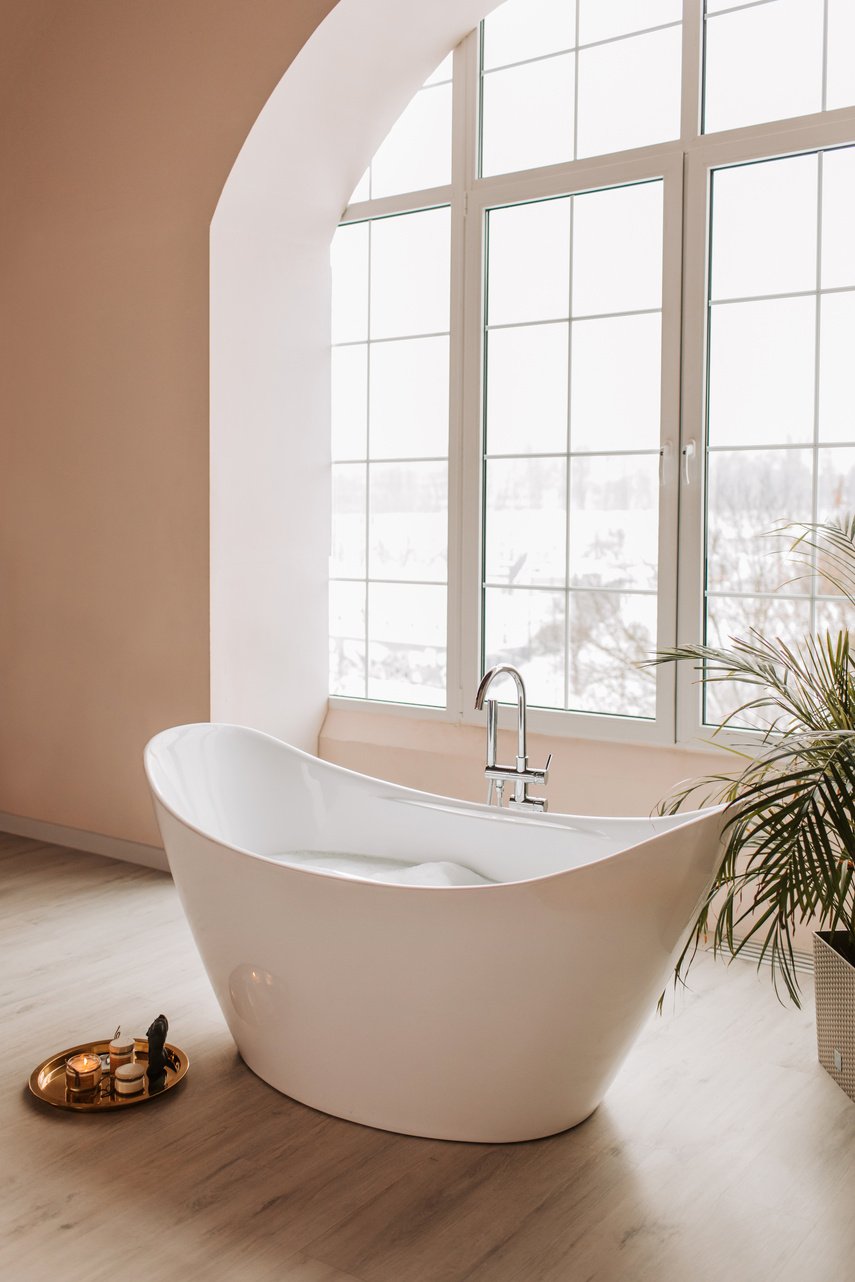 White Bathtub in the Bathroom